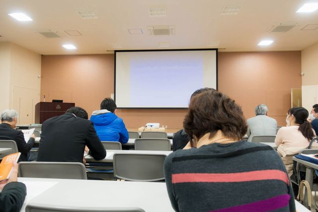 セミナーで勉強&集客